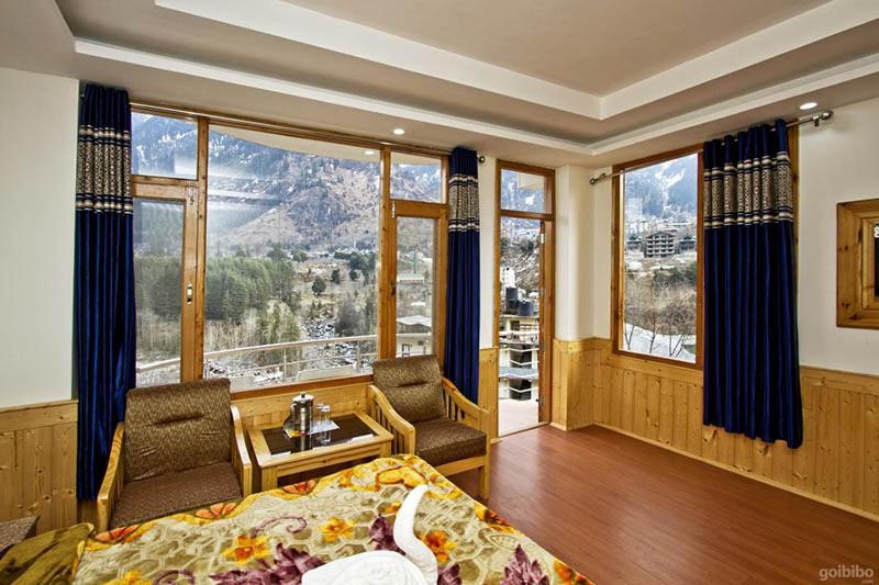 Hotel Uday Himalaya Manāli Dış mekan fotoğraf