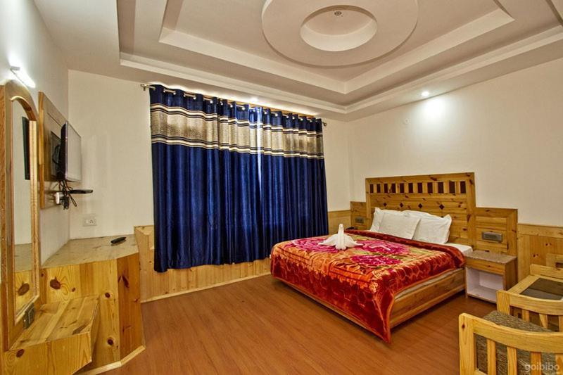 Hotel Uday Himalaya Manāli Dış mekan fotoğraf