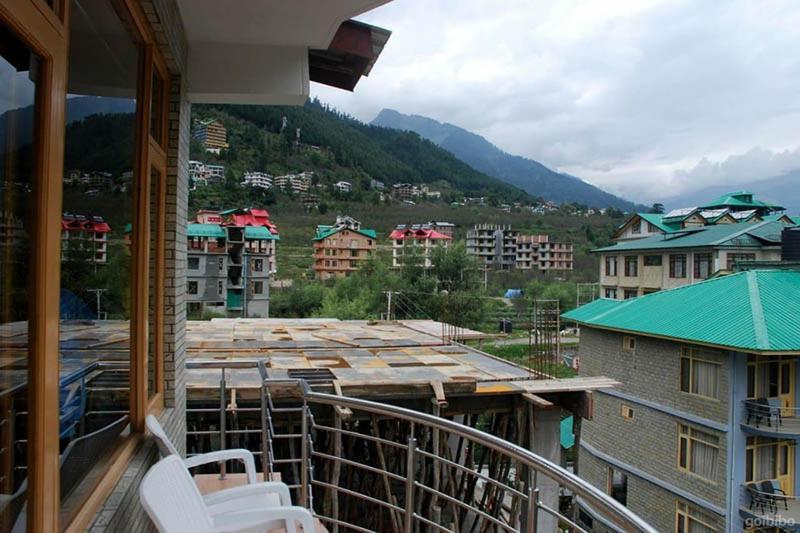 Hotel Uday Himalaya Manāli Dış mekan fotoğraf